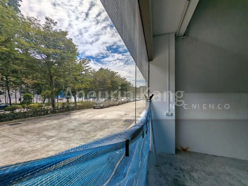 Light Industrial (B1) for Rent: Interlocal Centre - Image 5