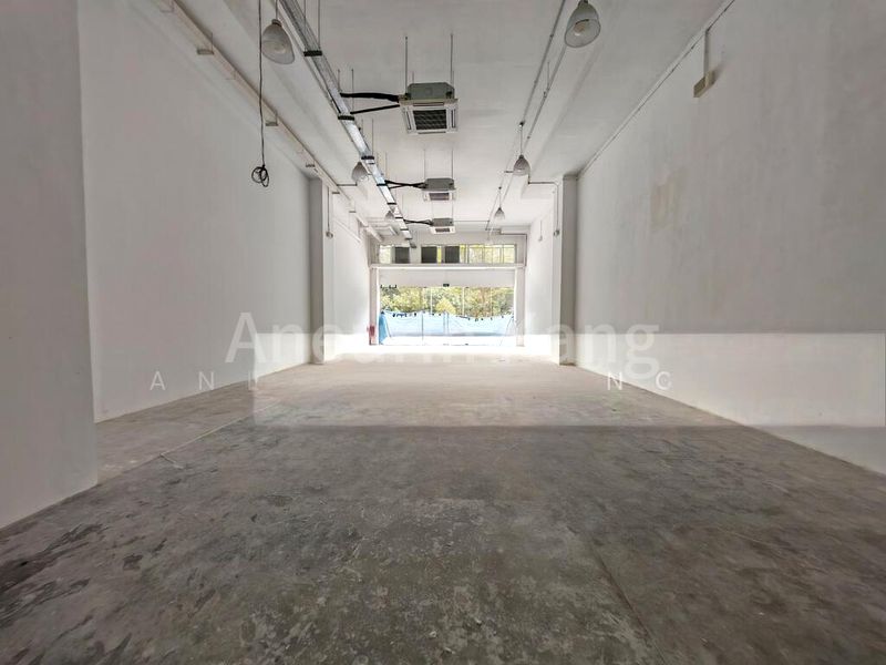 Light Industrial (B1) for Rent: Interlocal Centre - Image 11