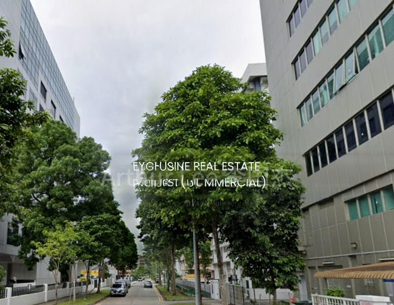 Light Industrial (B1) for Rent: D13 B1 Industrial Unit at Macpherson - Image 1