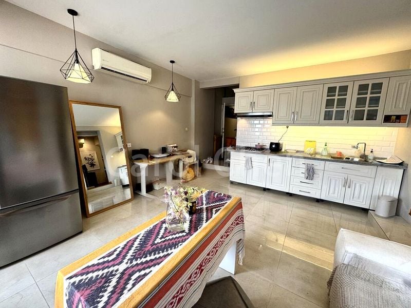 4 Bed Apartment (Condo) for Sale in The Riverwalk / Riverwalk Apartments - Image 2