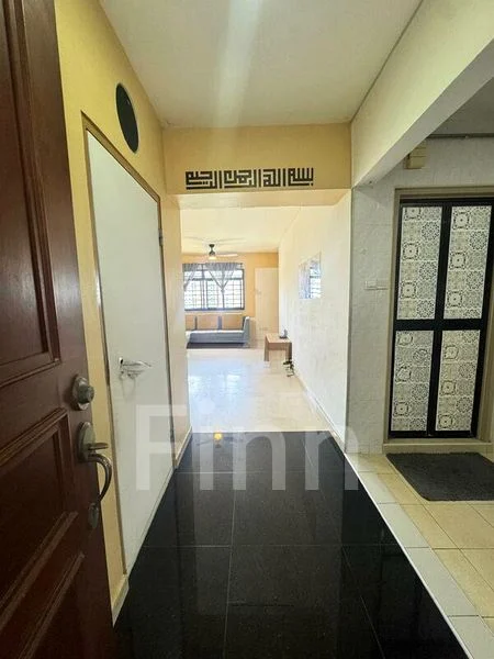 4 Room (4A) HDB for Sale in  491 Admiralty Link - Image 2