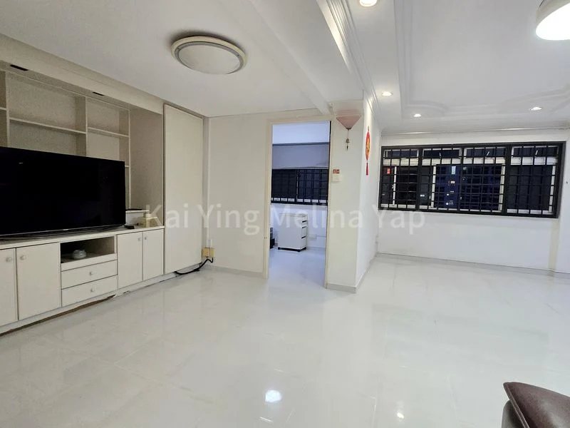 5 Room (5I) HDB for Sale in 464 Upper Serangoon Road - Image 1