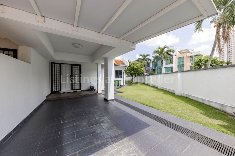 4 Bed Corner Terrace (Landed) for Sale in Gerald Mugliston Estate - Image 5