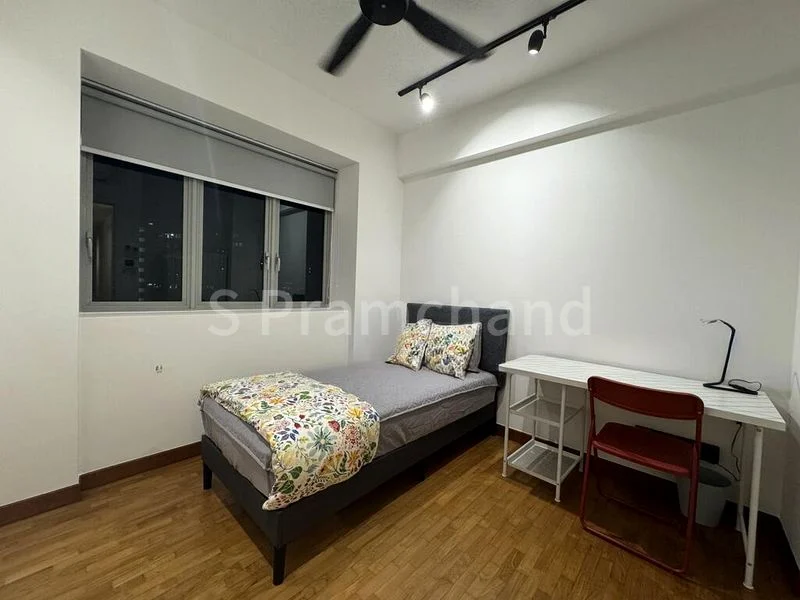 6 Bed Executive Condo for Rent in  Whitewater - Image 12