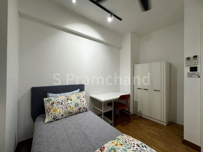 6 Bed Executive Condo for Rent in  Whitewater - Image 11