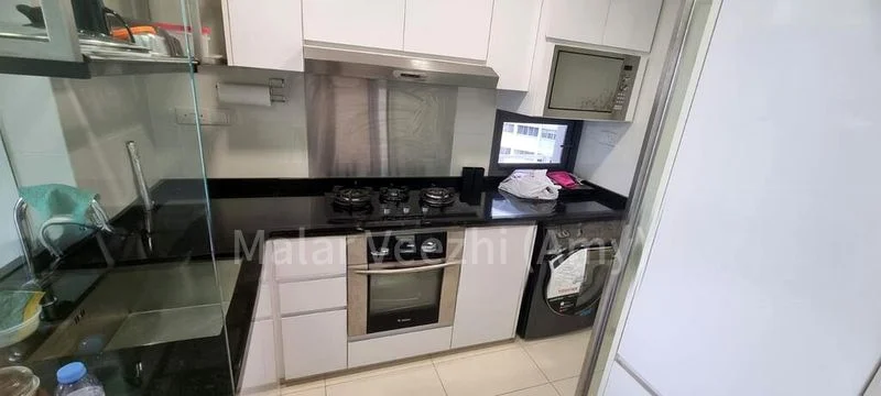 1 Bed Condo for Rent in  Waterfront Key - Image 2