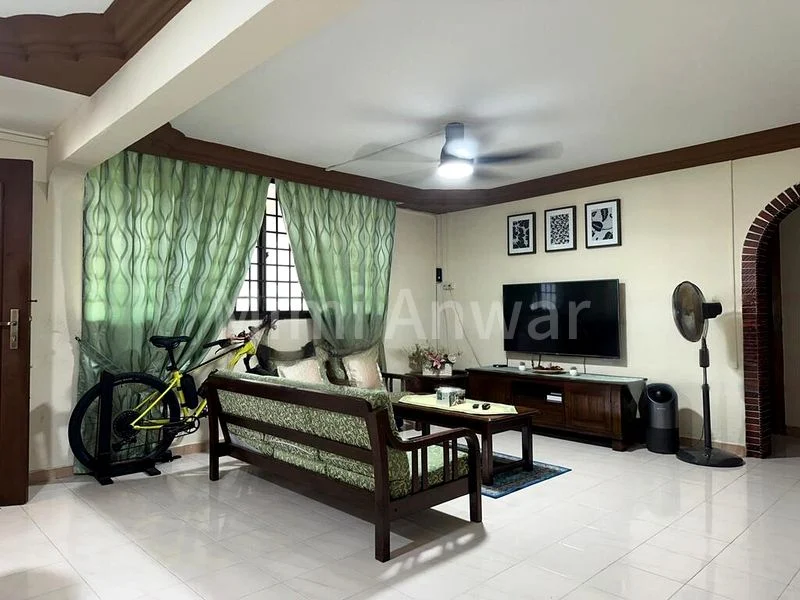 4 Room (4A) HDB for Sale in  843 Tampines Street 83 - Image 2