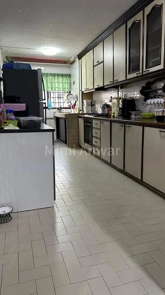 4 Room (4A) HDB for Sale in  843 Tampines Street 83 - Image 3