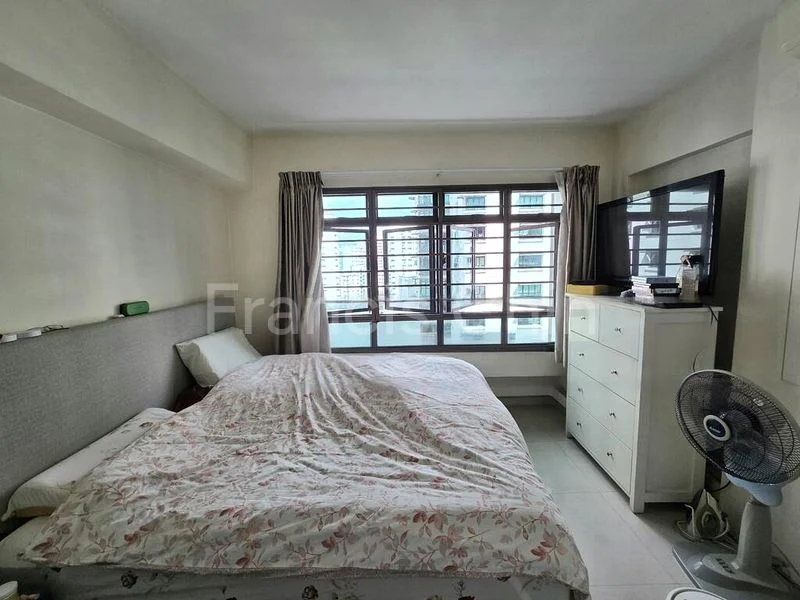 Executive HDB for Sale in  652 Senja Link - Image 12