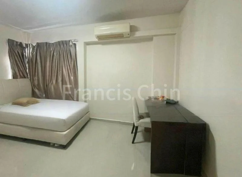 Executive HDB for Sale in  652 Senja Link - Image 10