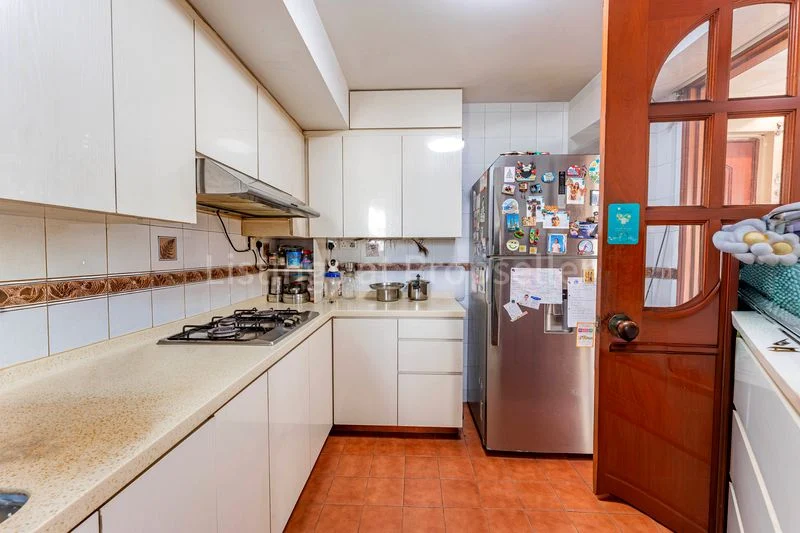 2 Bed Condo for Sale in Melville Park - Image 2