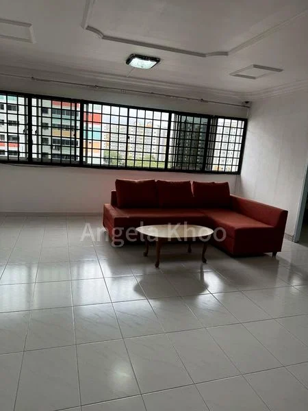 4 Room (4A) HDB for Rent in  402 Choa Chu Kang Avenue 3 - Image 1