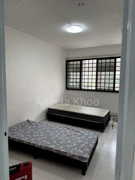 4 Room (4A) HDB for Rent in  402 Choa Chu Kang Avenue 3 - Image 4