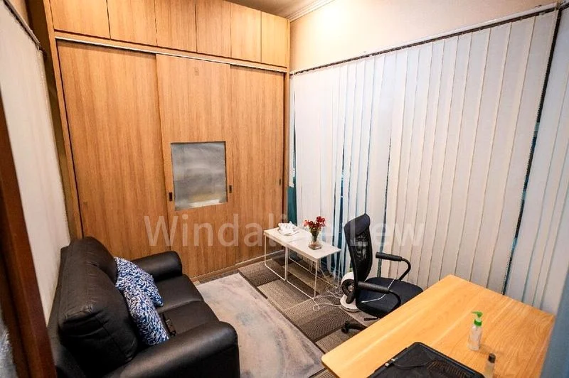 Office for Sale: High Street Plaza - Image 11