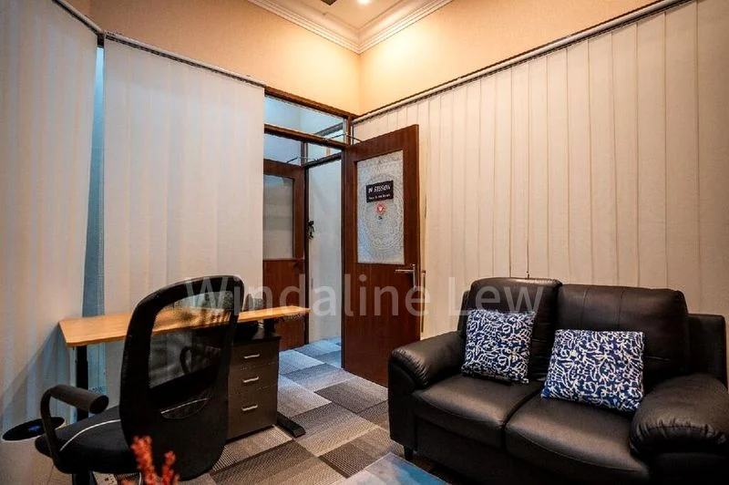 Office for Sale: High Street Plaza - Image 6