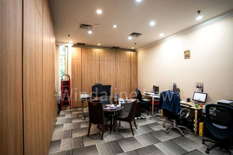 Office for Sale: High Street Plaza - Image 9