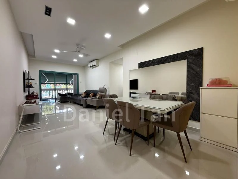 3 Bed Condo for Sale in  Stratford Court - Image 1