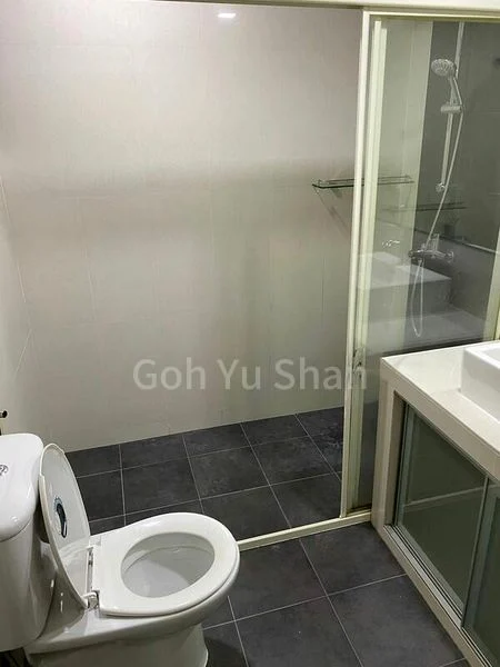 Master Room (Condo) for Rent in  Simsville - Image 3