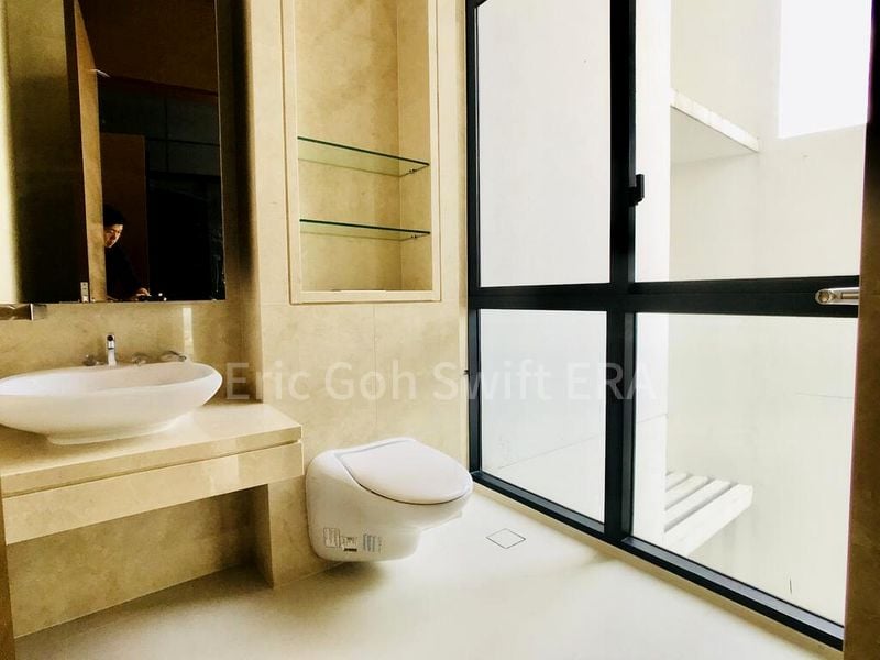 4 Bed Condo for Rent in D'leedon - Image 4