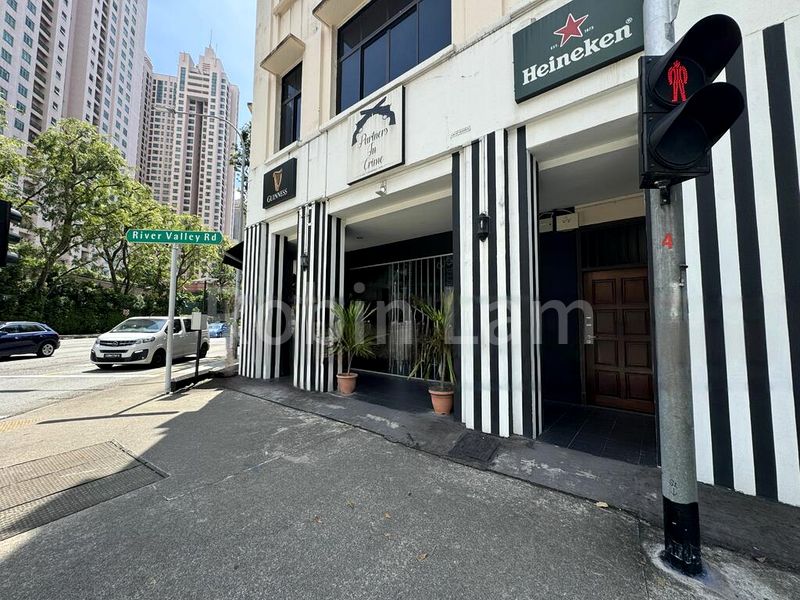 Food & Beverage for Rent: Ground floor F&B shop unit at prime location River Valley Road. - Image 5