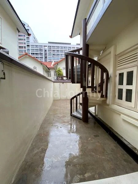 4 Bed Condo for Rent in  Townerville - Image 11