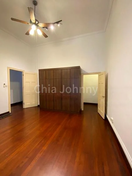 4 Bed Condo for Rent in  Townerville - Image 6