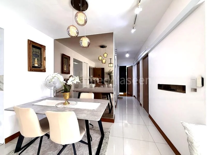 4 Room (4A) HDB for Sale in  661B Edgedale Plains - Image 4