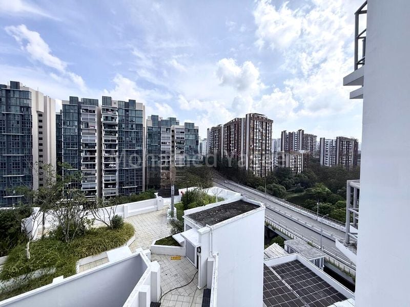 4 Room (4A) HDB for Sale in  661B Edgedale Plains - Image 9