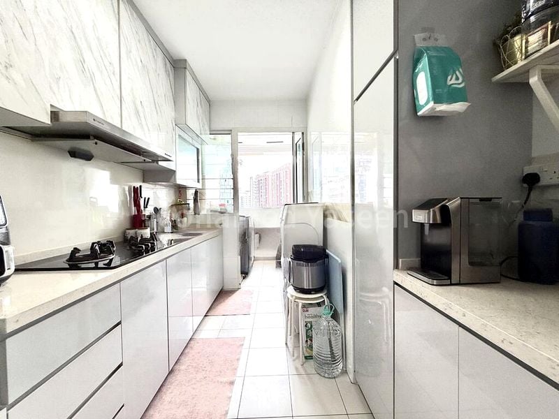 4 Room (4A) HDB for Sale in  661B Edgedale Plains - Image 7