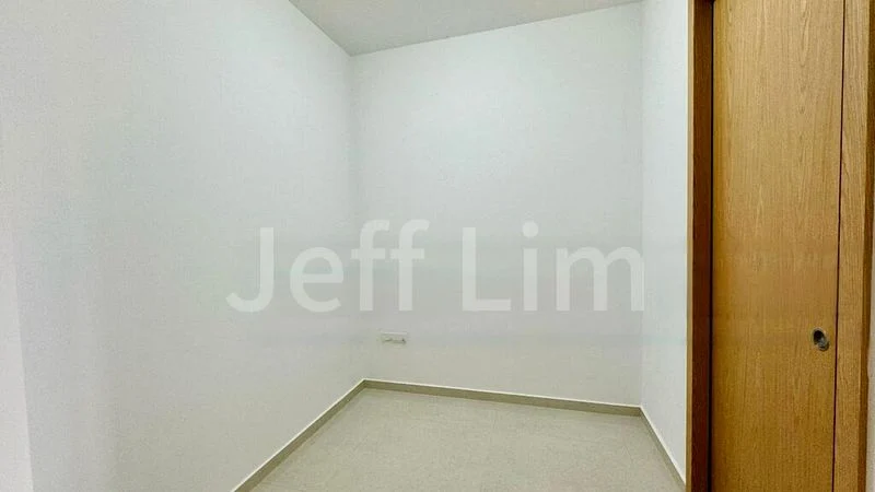 1 Bed Condo for Rent in Midwood - Image 3