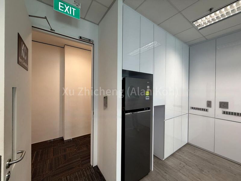 Office for Rent: Suntec City Tower - Image 5
