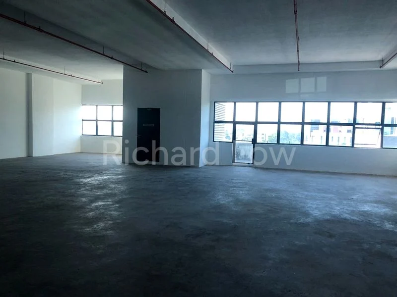 Factory / Workshop (B2) for Rent in  Loyang Industrial Estate - Image 2