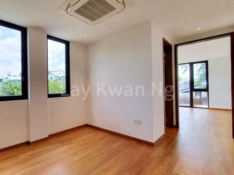 6 Bed Bungalow (Landed) for Sale in  Foh Pin Garden - Image 8