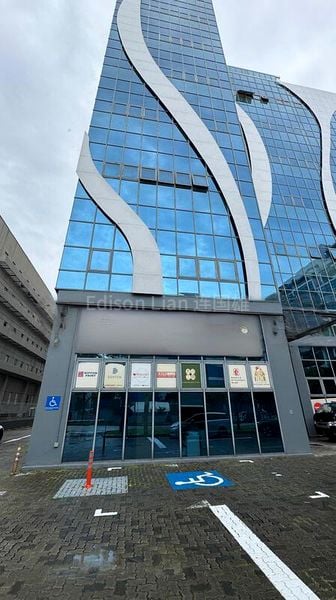 Ground-Level Unit with Prime Frontage - Image 1