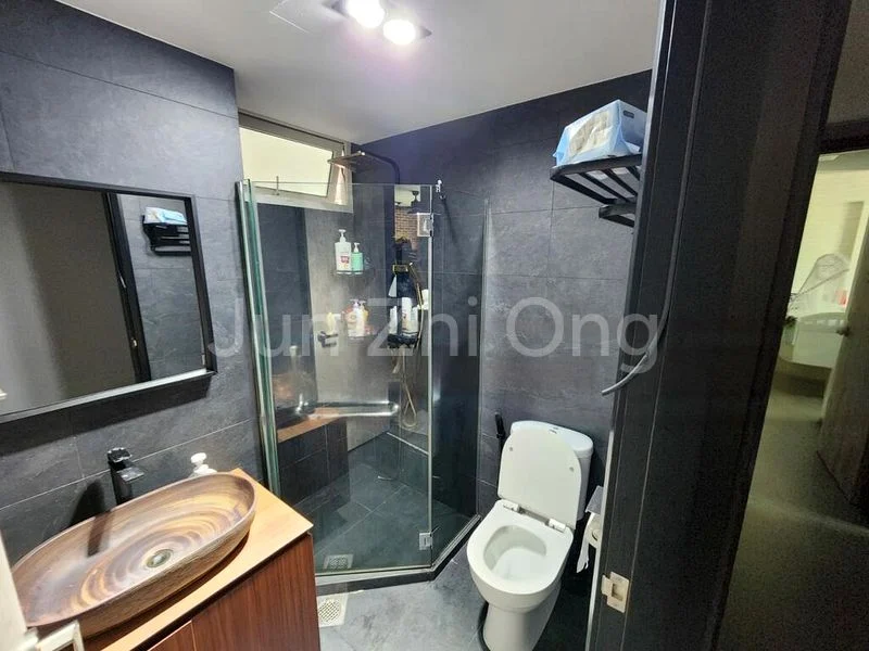 Common Room (Condo) for Rent in  The Warren - Image 5