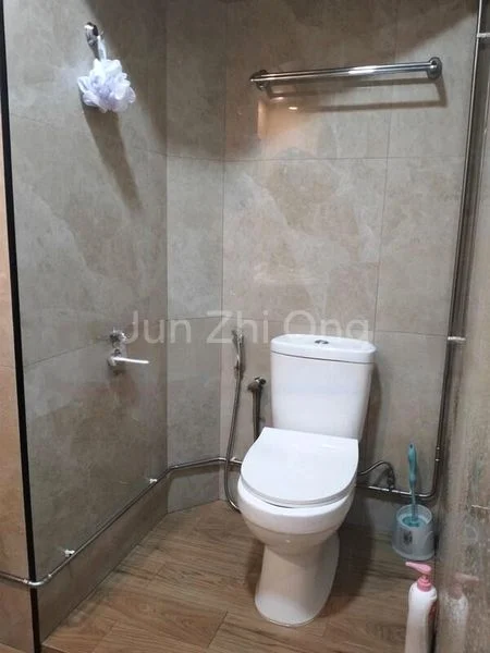 Common Room (Condo) for Rent in  The Warren - Image 3