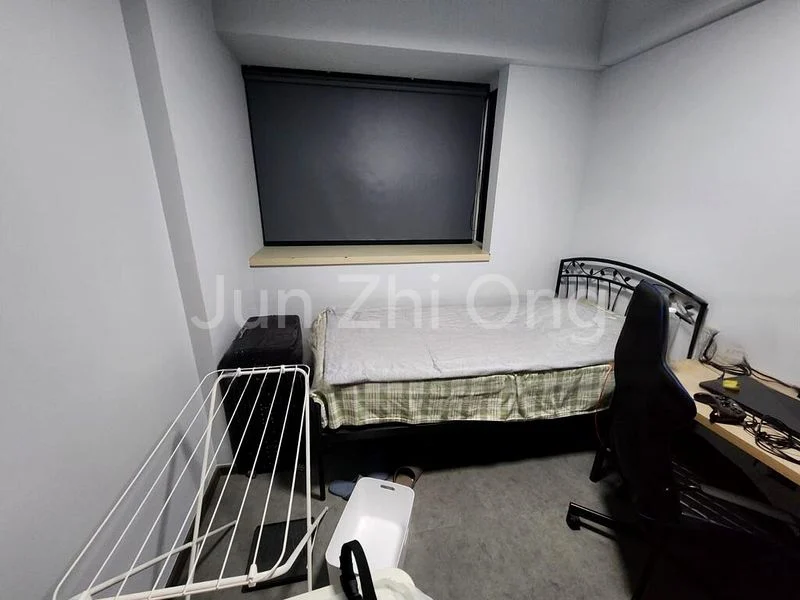 Common Room (Condo) for Rent in  The Warren - Image 2