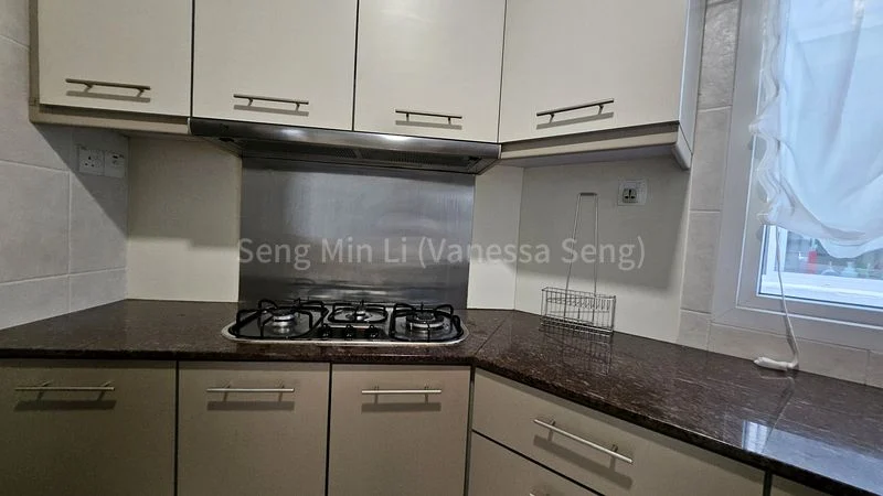 1 Bed Apartment (Condo) for Rent in  The Aston - Image 7