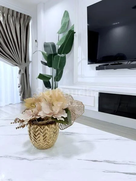 5 Room (5I) HDB for Sale in  238 Yishun Ring Road - Image 2