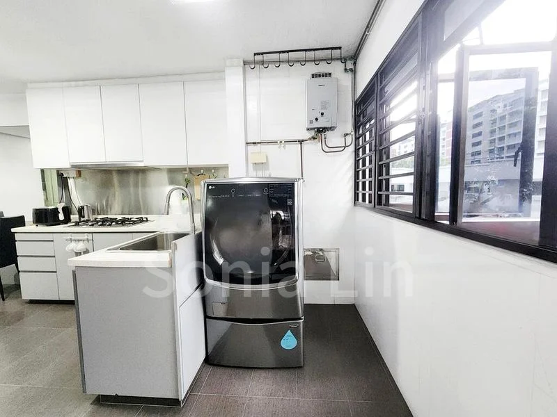 4 Room (4NG) HDB for Sale in  110 Bedok Reservoir Road - Image 3