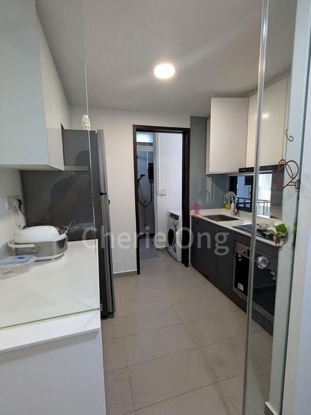 Common Room (Condo) for Rent in The Brownstone - Image 2