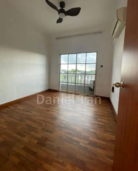 5 Bed Terraced House (Landed) for Rent in  Sian Tuan Avenue - Image 2