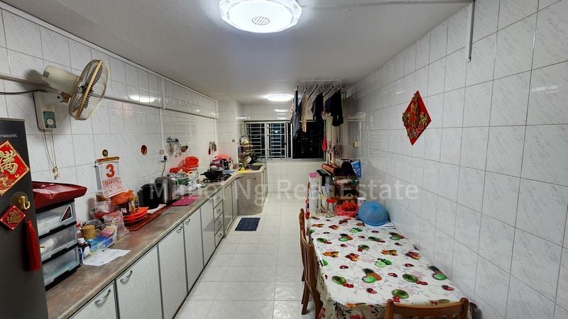 Common Room (HDB) for Rent in 412 Ang Mo Kio Avenue 10 - Image 6