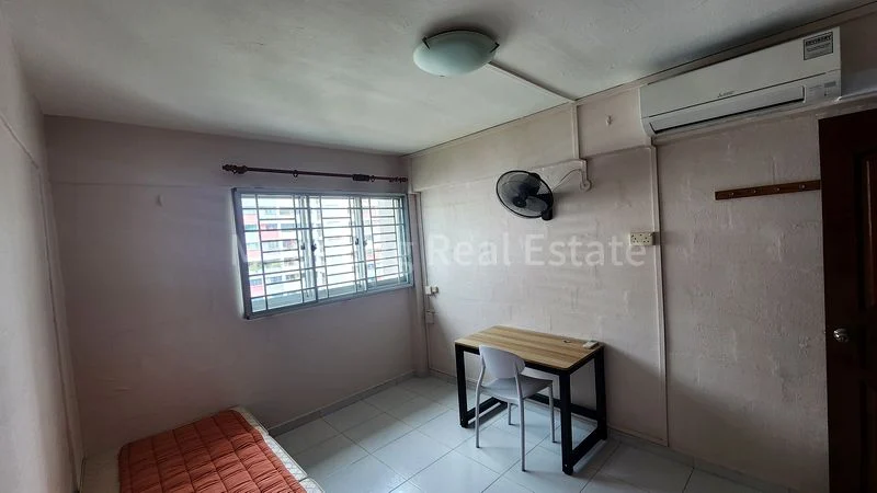 Common Room (HDB) for Rent in 412 Ang Mo Kio Avenue 10 - Image 4