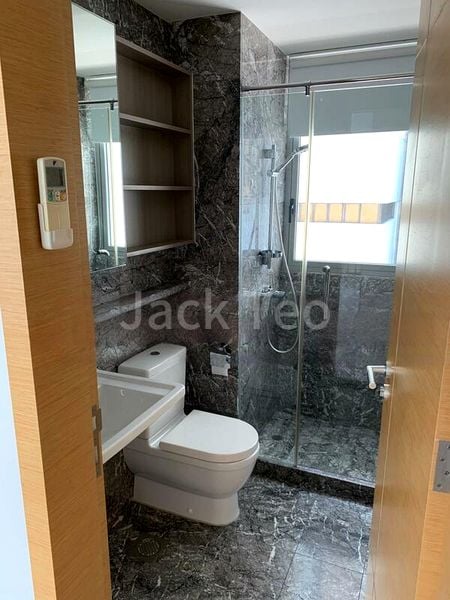 4 Bed Condo for Rent in  Suites @ Cairnhill - Image 5