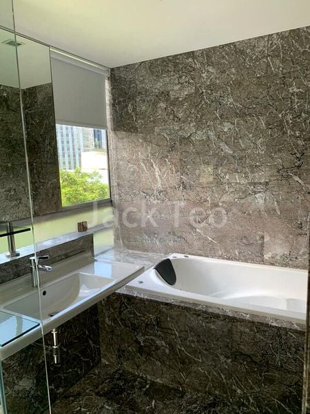 4 Bed Condo for Rent in  Suites @ Cairnhill - Image 9