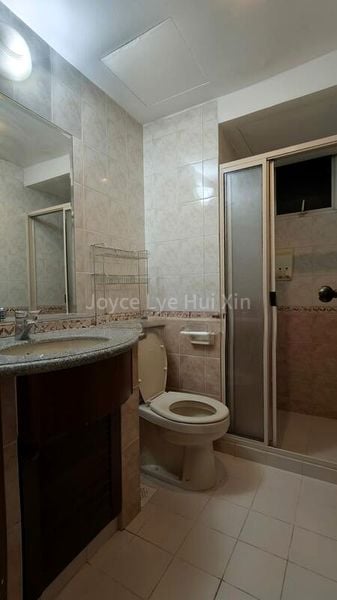 4 Bed Condo for Rent in Castle Green - Image 5