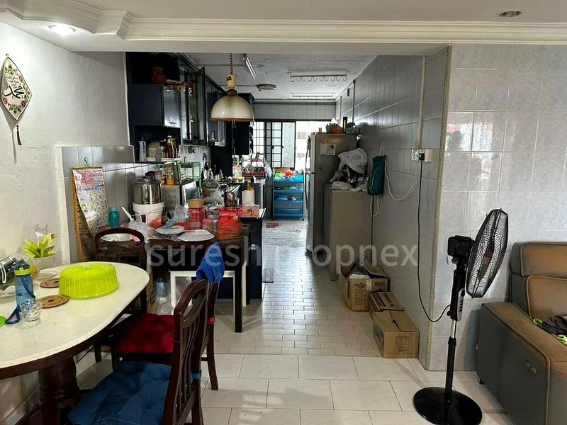 4 Room (4STD) HDB for Sale in  755 Yishun Street 72 - Image 9