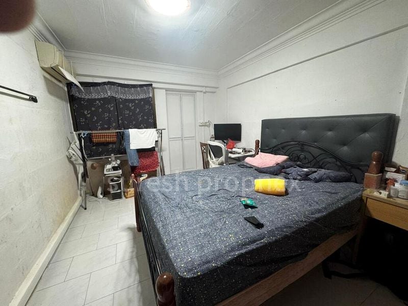 4 Room (4STD) HDB for Sale in  755 Yishun Street 72 - Image 5