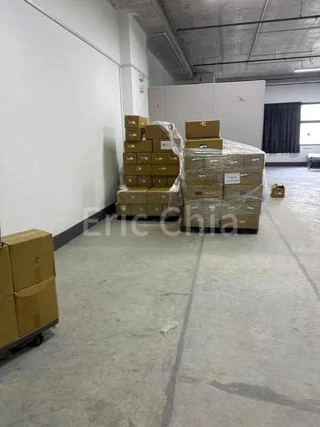 Light Industrial (B1) for Rent: Nordcom II - Image 2